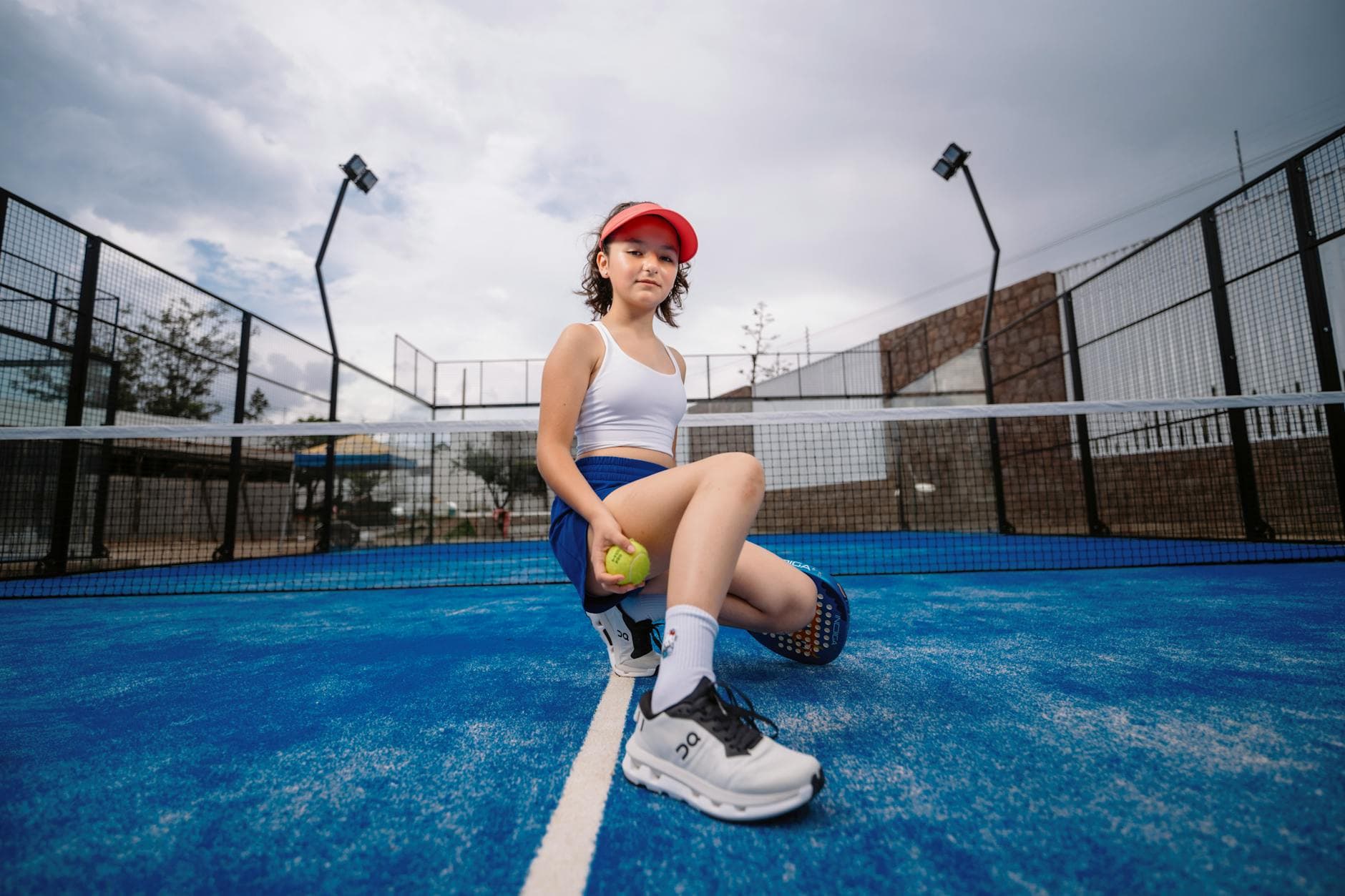 Weather Closures and Rain Checks: Credit Policies That Protect Outdoor Padel Clubs